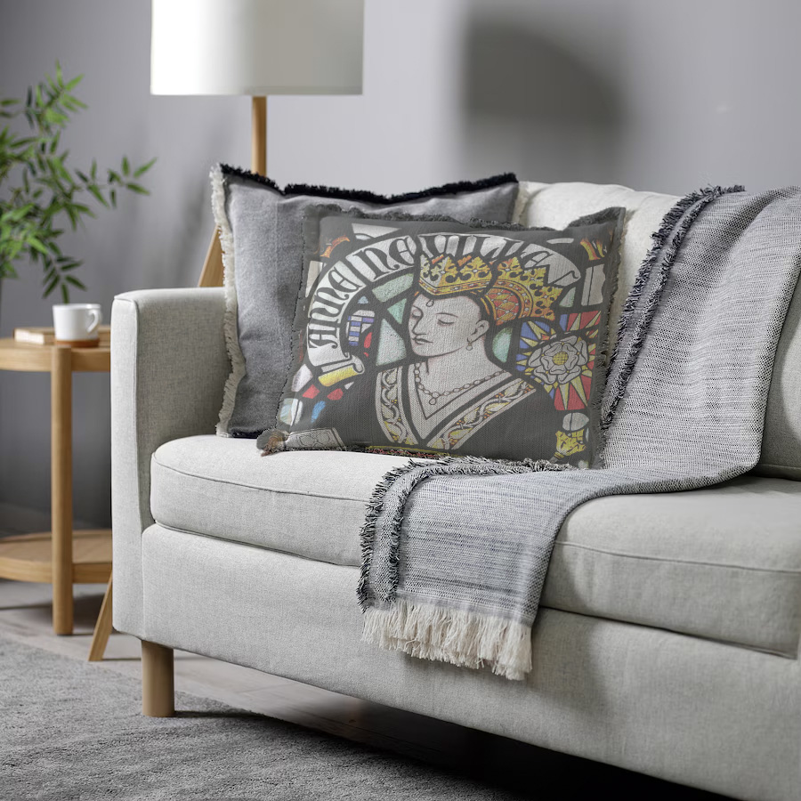 "Anne Neville" 50cm x 50cm Fringed Cotton/Poly Cushion