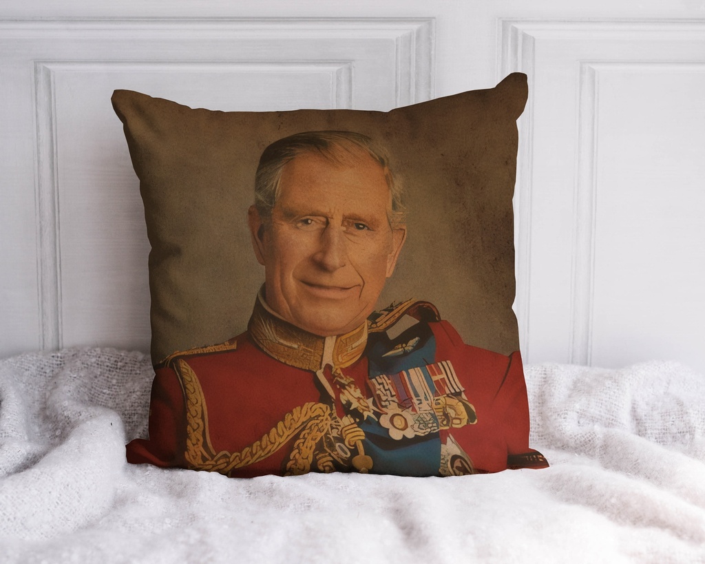 "Charles III" 40cm x 40cm Faux Leather Cushion Cover