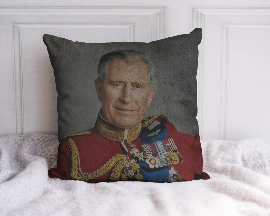 "Charles III" 40cm x 40cm Faux Leather Cushion Cover