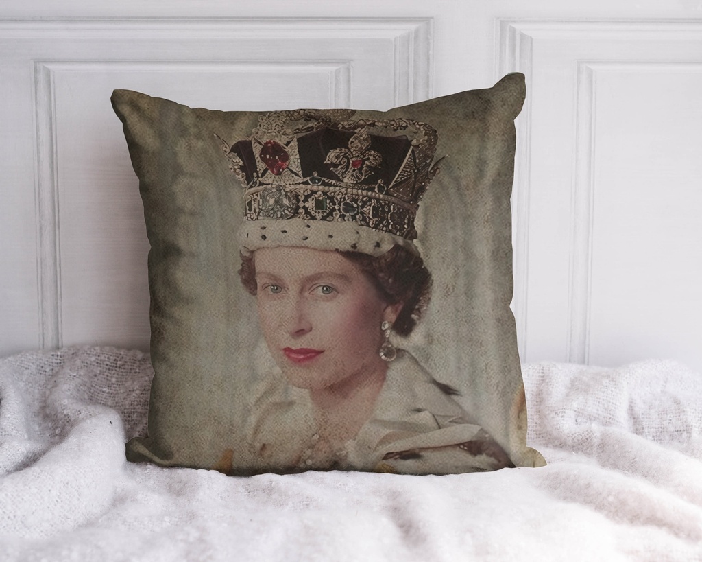 "Elizabeth II Coronation Detail" 40cm x 40cm Faux Leather Cushion Cover