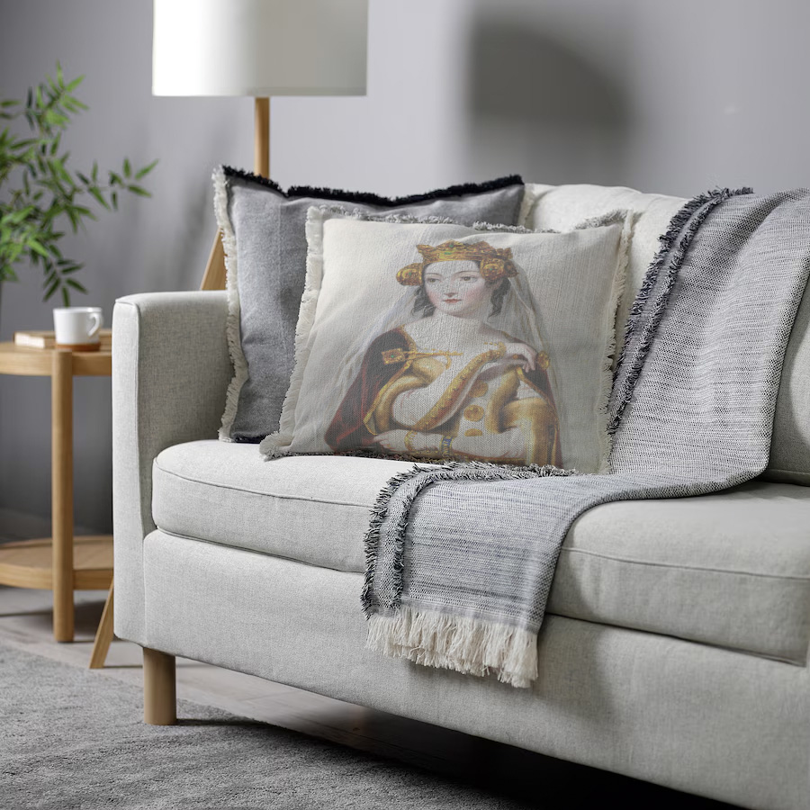 "Elizabeth of York" 50cm x 50cm Fringed Cotton/Poly Cushion Cover