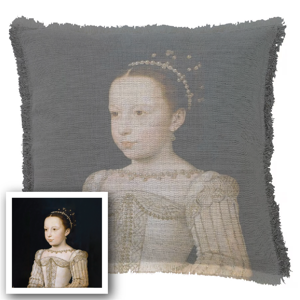 "Elizabeth of York" 50cm x 50cm Fringed Cotton/Poly Cushion Cover