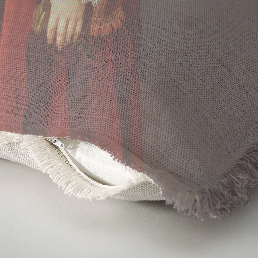 "Elizabeth of York" 50cm x 50cm Fringed Cotton/Poly Cushion Cover