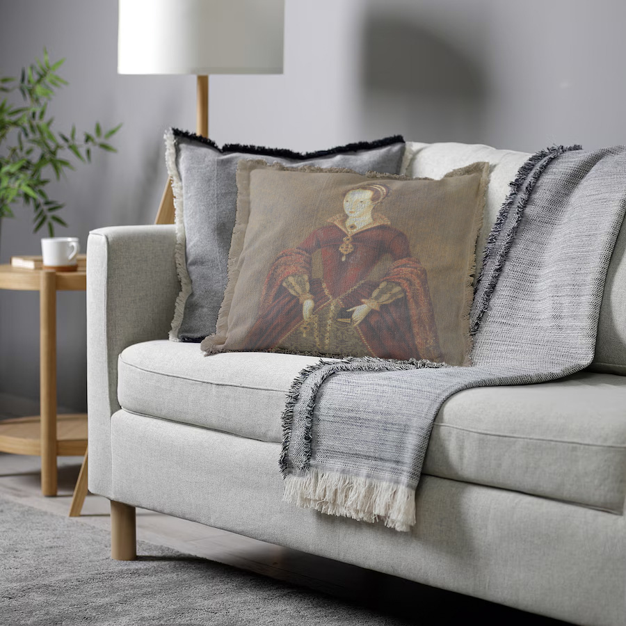 "Elizabeth of York" 50cm x 50cm Fringed Cotton/Poly Cushion Cover