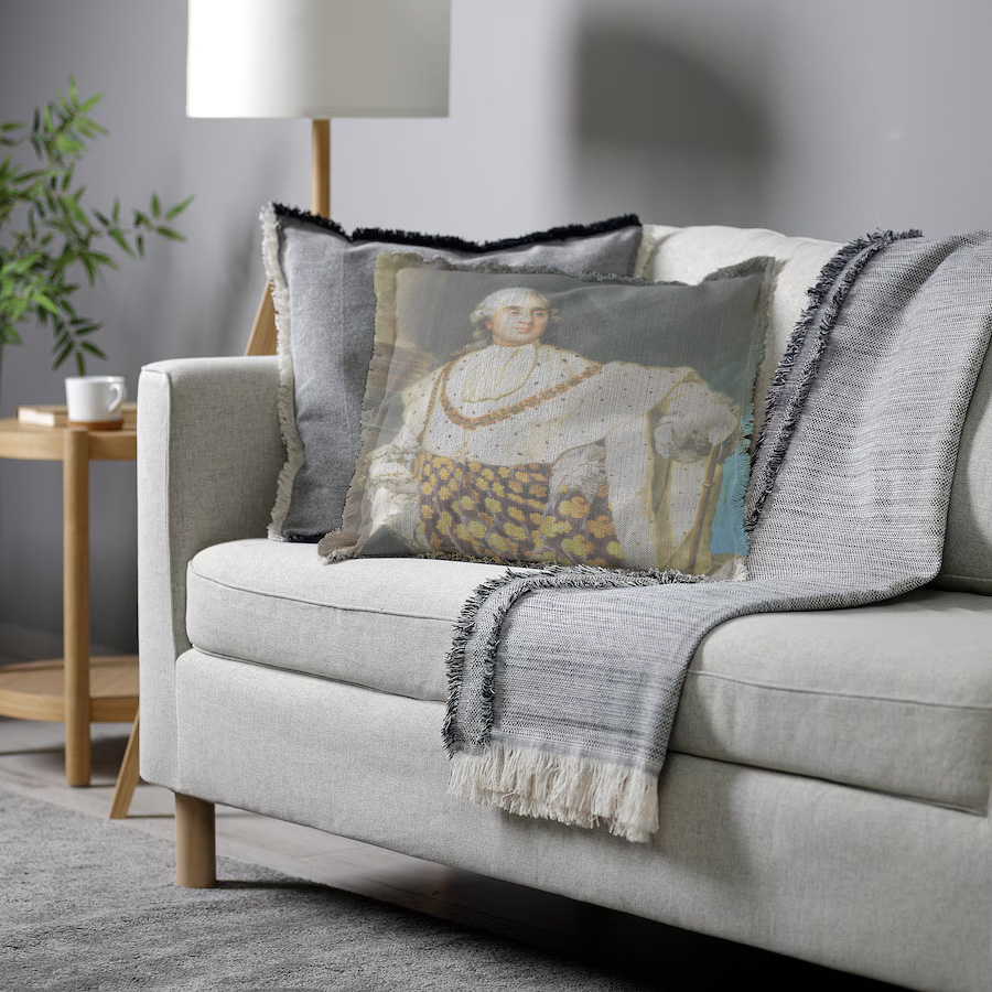 "Elizabeth of York" 50cm x 50cm Fringed Cotton/Poly Cushion Cover