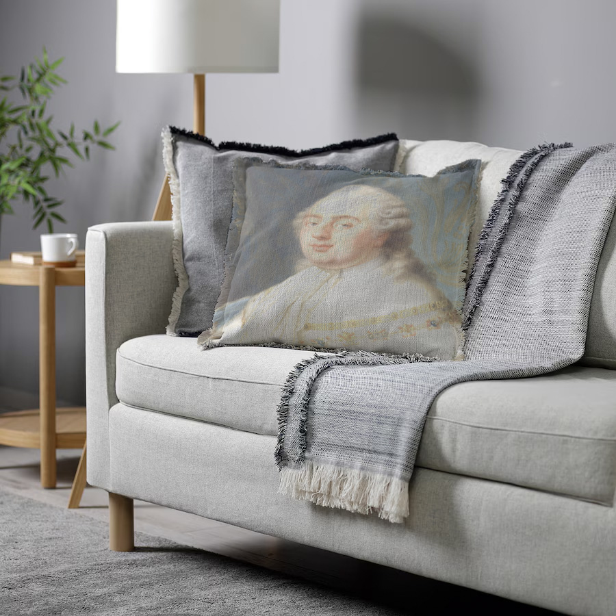 "Elizabeth of York" 50cm x 50cm Fringed Cotton/Poly Cushion Cover