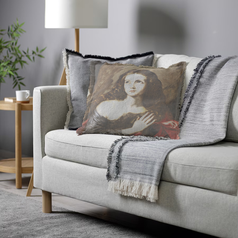 "Elizabeth of York" 50cm x 50cm Fringed Cotton/Poly Cushion Cover