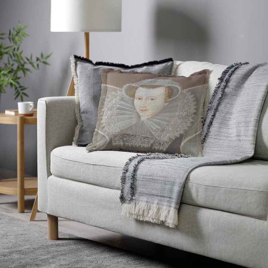 "Elizabeth of York" 50cm x 50cm Fringed Cotton/Poly Cushion Cover