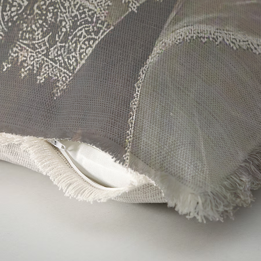 "Elizabeth of York" 50cm x 50cm Fringed Cotton/Poly Cushion Cover