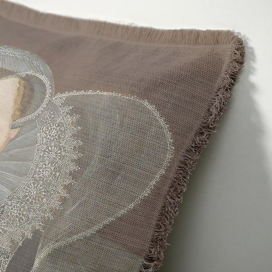 "Elizabeth of York" 50cm x 50cm Fringed Cotton/Poly Cushion Cover
