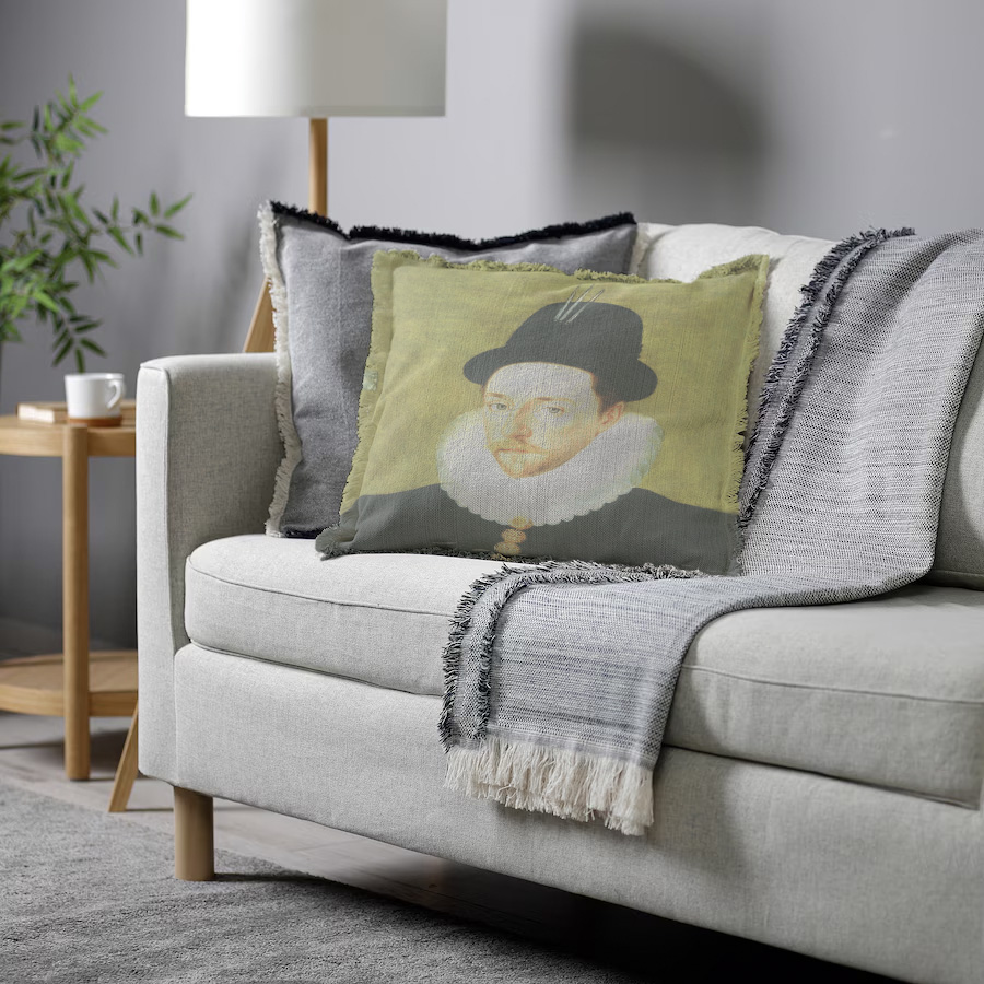"Elizabeth of York" 50cm x 50cm Fringed Cotton/Poly Cushion Cover