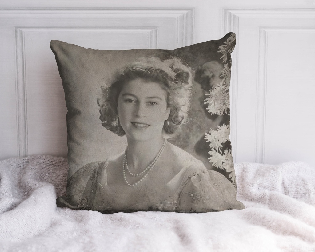 "Princess Elizabeth Detail (Queen Elizabeth II)" 40cm x 40cm Faux Leather Cushion Cover