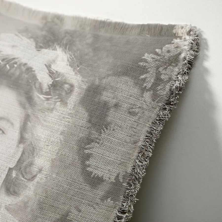 "Elizabeth of York" 50cm x 50cm Fringed Cotton/Poly Cushion Cover