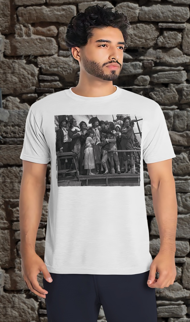 "Napoleon Movie Onboard Ship" T-Shirt Unisex (Small, White)