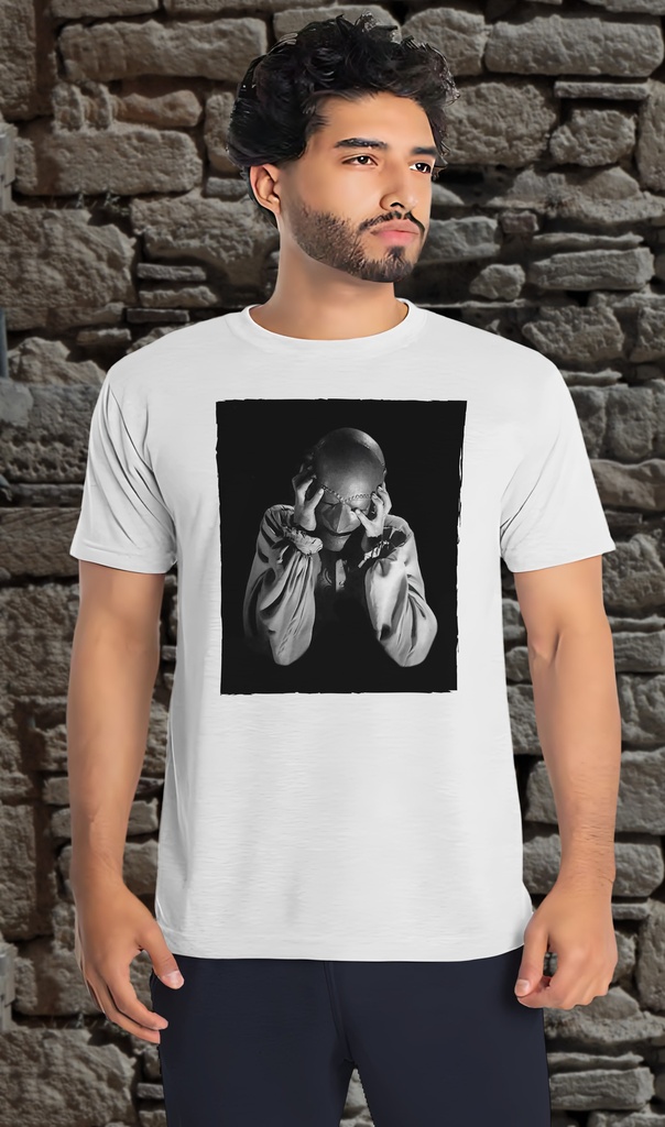 "Man in the Iron Mask" T-Shirt Unisex (Small, White)